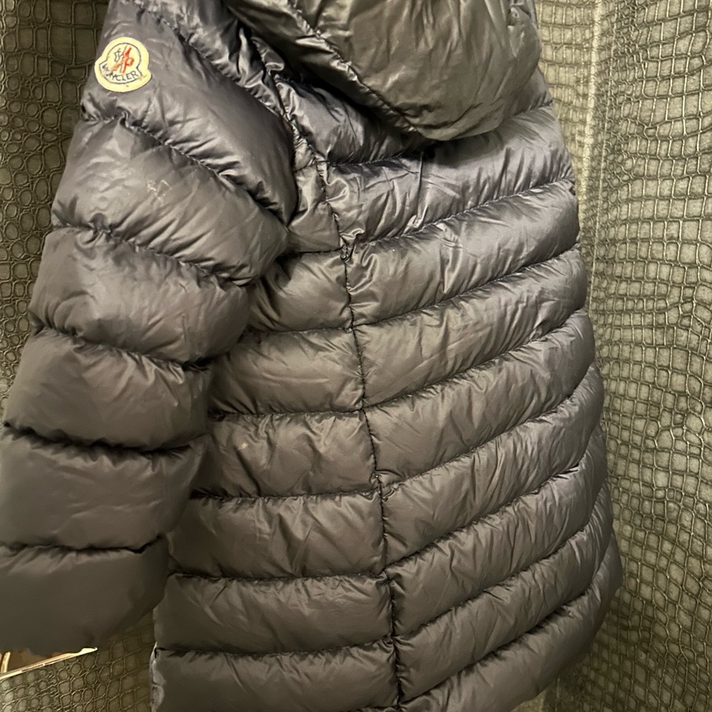 Moncler Majeure Navy Puffer Jacket Ripped Zipper needs replacing before wearing